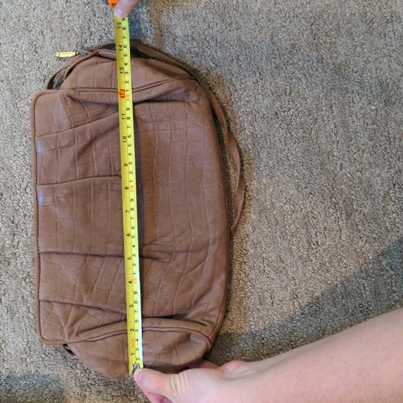 Small pocketbook/oversized clutch - Picture 6 of 7
